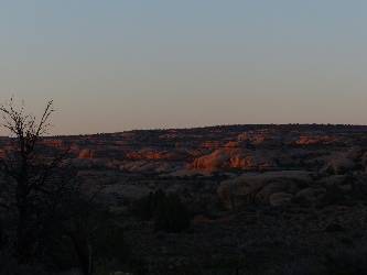 wmaze13-day9-1  Sunrise on Cedar Mesa SS.jpg (160778 bytes)